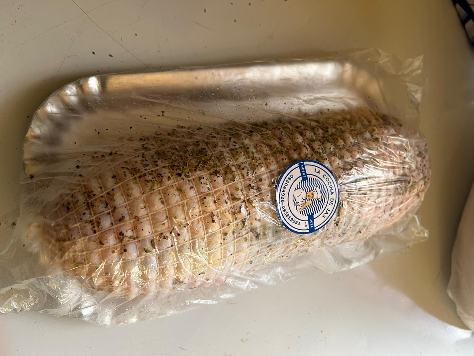 Pollo rellenos por encargue y se hace presión para revender